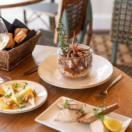 レス テラス デュ バイリ 3*