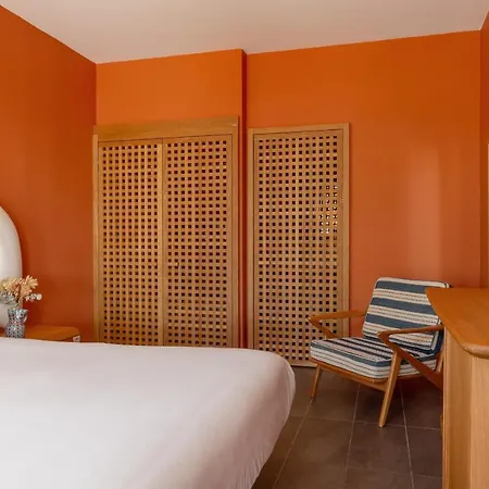 レス テラス デュ バイリ Le Rayol-Canadel-sur-Mer