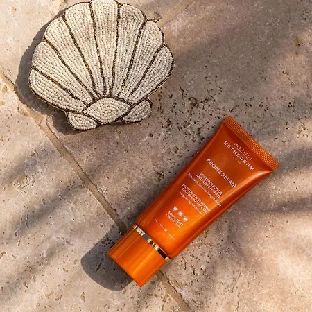 レス テラス デュ バイリ Le Rayol-Canadel-sur-Mer