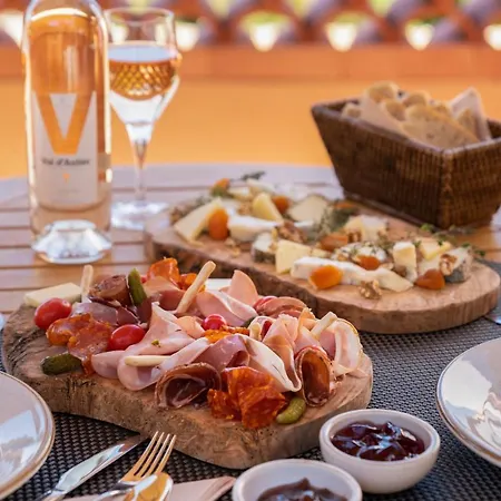 レス テラス デュ バイリ 3* Le Rayol-Canadel-sur-Mer