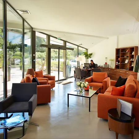 ホテル レス テラス デュ バイリ Le Rayol-Canadel-sur-Mer