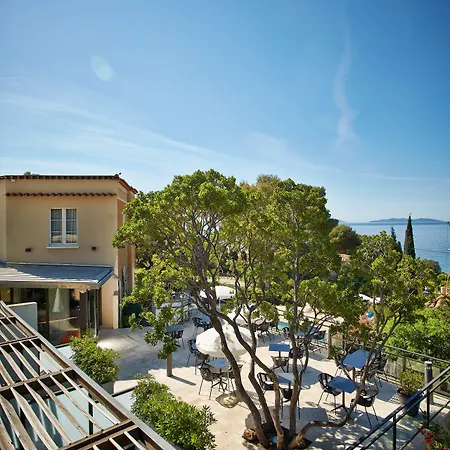 Les Terrasses Du Bailli 3*