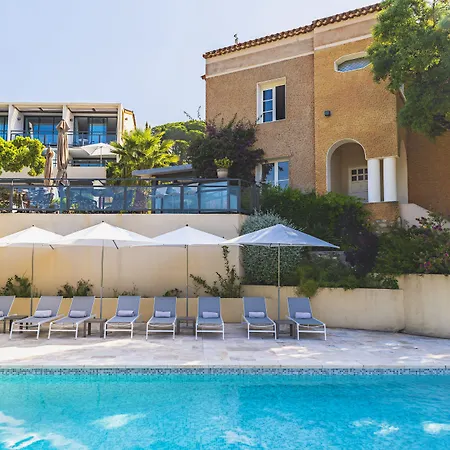 Les Terrasses Du Bailli מלון 3*