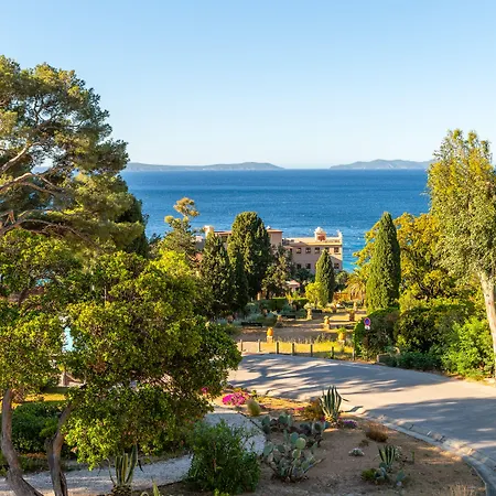 Les Terrasses Du Bailli Hotell Le Rayol-Canadel-sur-Mer