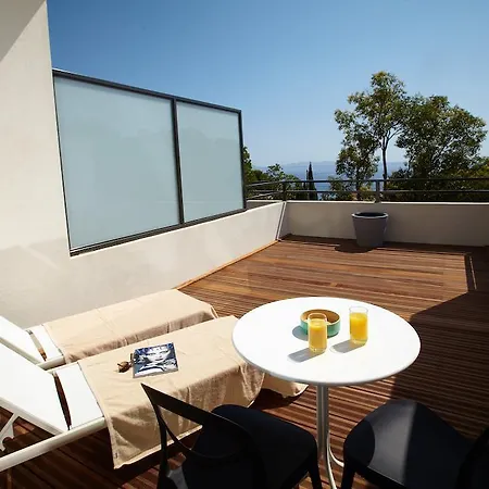 Les Terrasses Du Bailli Hotel 3*